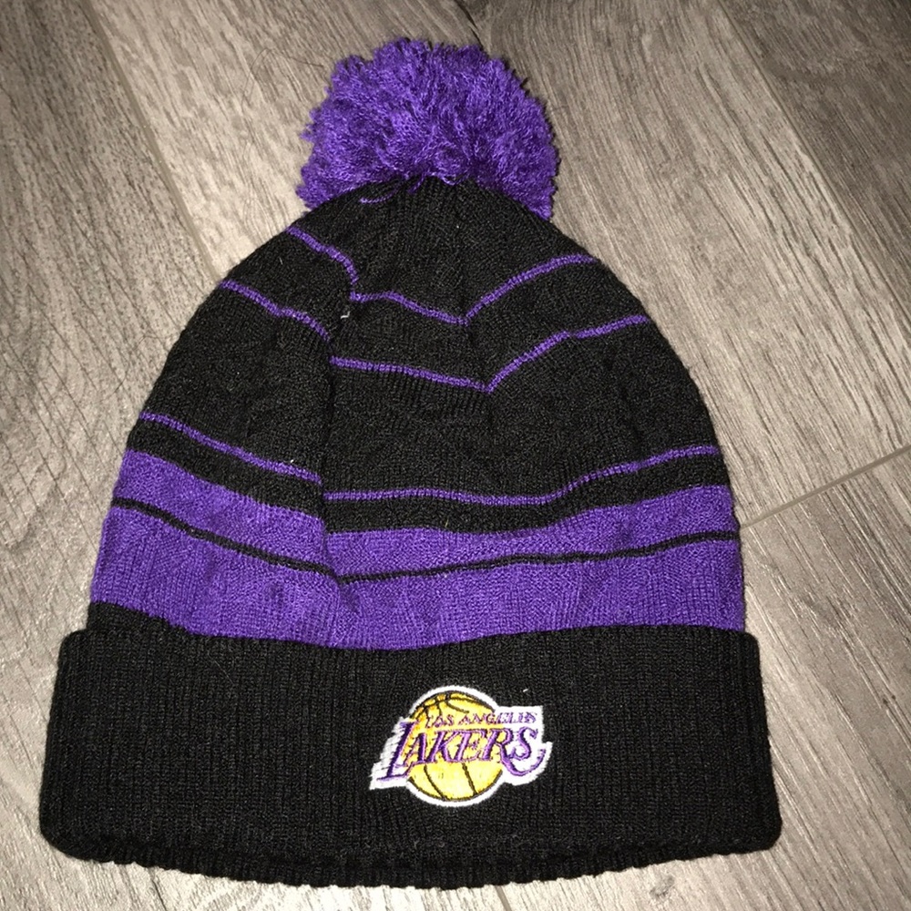 💫💜💛 LA Lakers black&purple adidas beanie 🏀